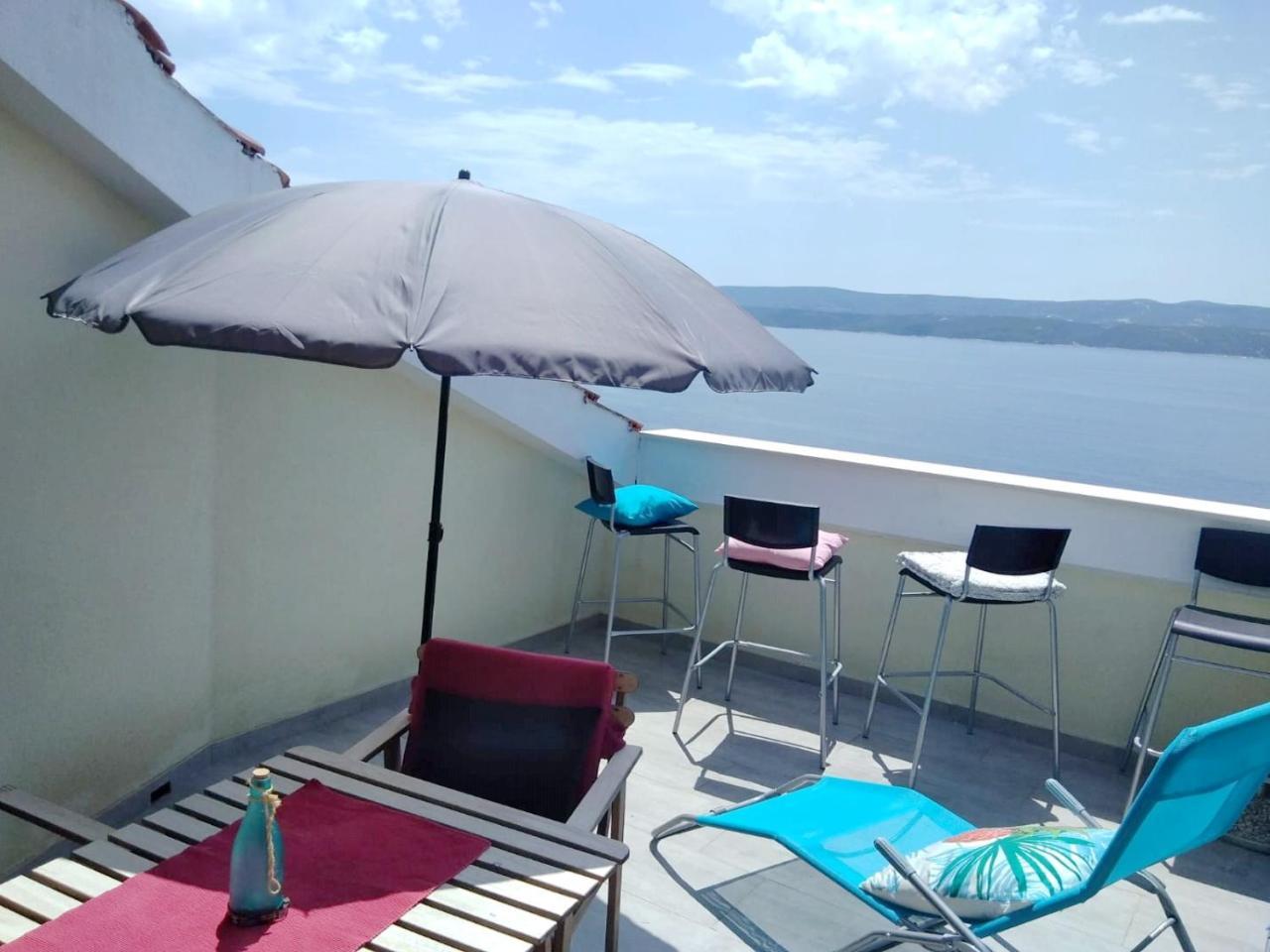 אומיס Nemira Beach Apartments מראה חיצוני תמונה